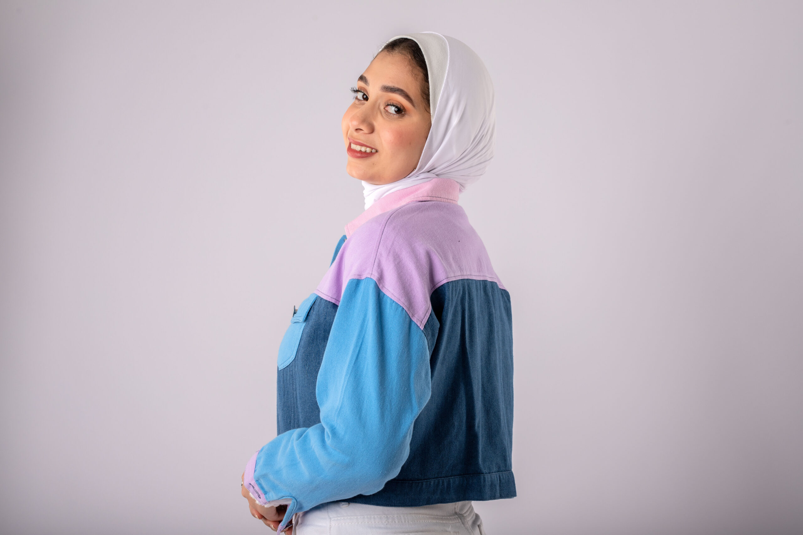 Recycled Denim pants - upcycled clothes -Eco Friendly - green fashion - patchwork jackets  - quilted clothes- Circle Economy  - Sustainable fashion- Zero Waste