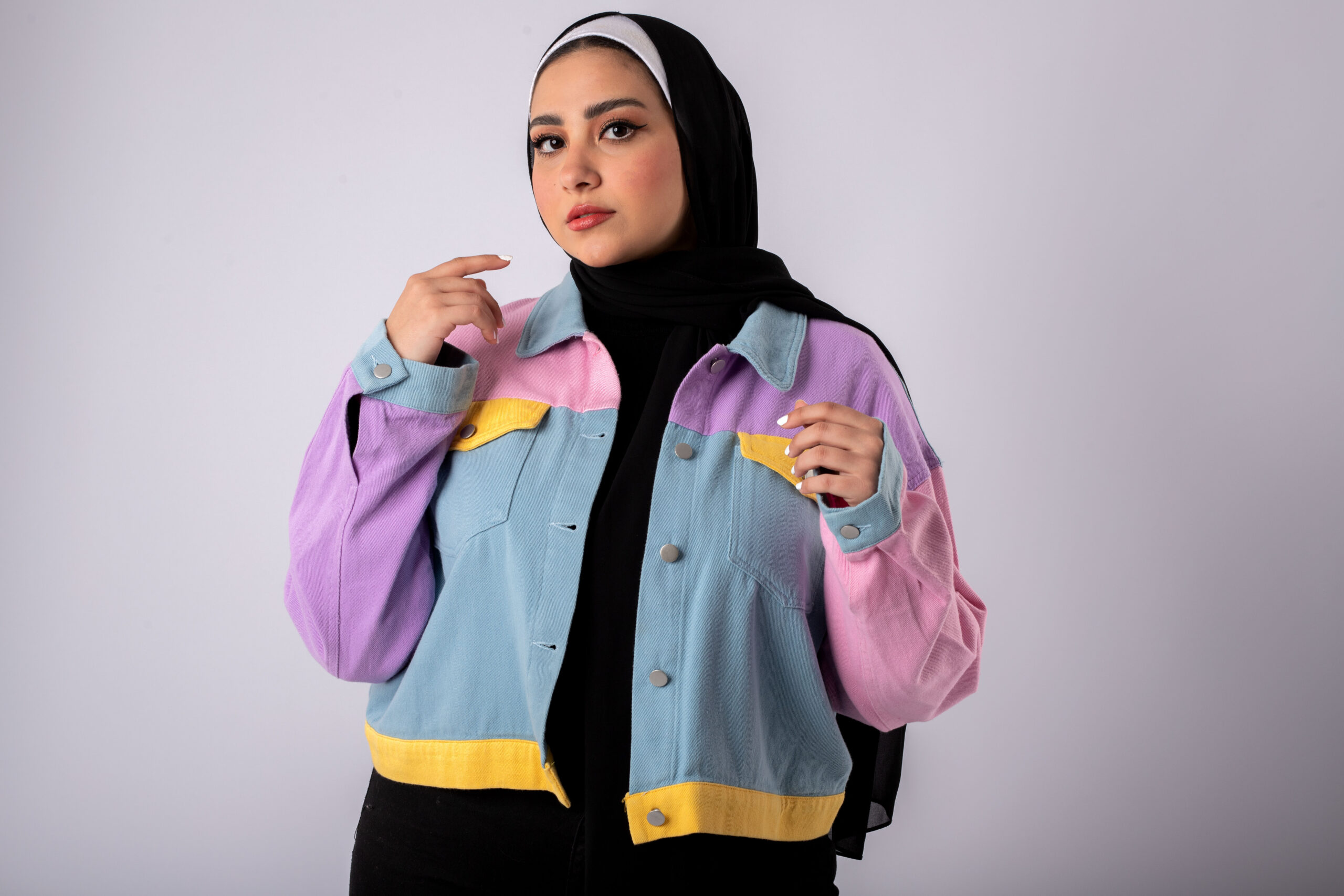 Recycled Denim jackets - upcycled clothes -Eco Friendly - green fashion - patchwork jackets - quilted clothes- Circle Economy - Sustainable fashion- Zero Waste (6)